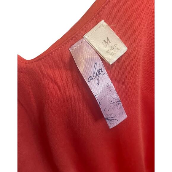 Alya Casual Coral Colored Mini Dress with Lace Detailing Size Medium - Picture 5 of 5